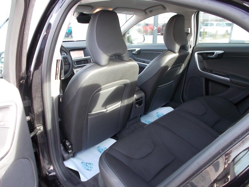 Volvo S60 Cross Country, 2.0 diesel, 150 cp