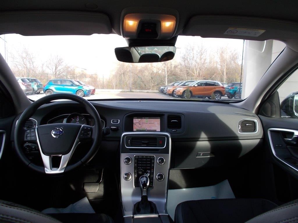 Volvo S60 Cross Country, 2.0 diesel, 150 cp