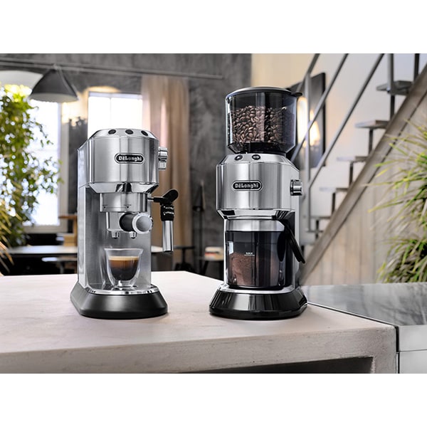 Espressor manual DELONGHI Dedica Style EC 685.M, 1.1l, 1350W, 15 bar, sistemul Cappuccino, argintiu