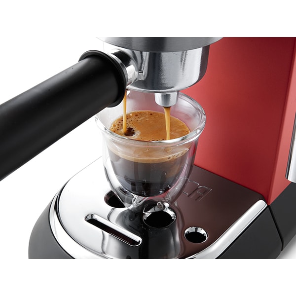 Espressor manual DELONGHI Dedica Style EC 685.R, 1.1l, 1100W, 15 bar, sistemul Cappuccino, rosu-argintiu