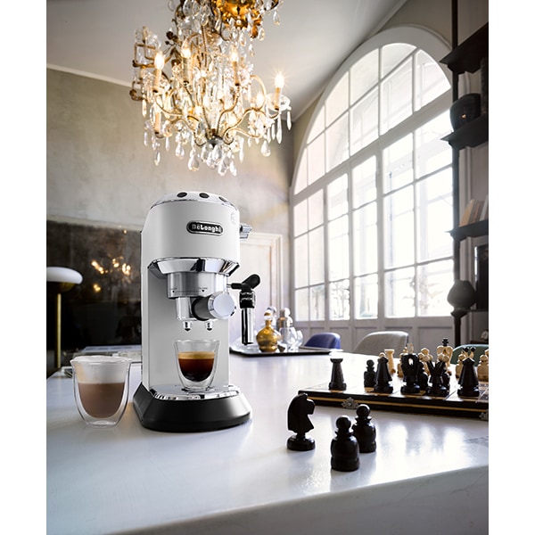 Espressor manual DELONGHI Dedica Style EC 685.W, 1.1l, 1350W, 15 bar, sistem Cappuccino, alb-argintiu