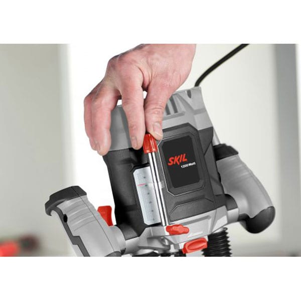 Masina de frezat SKIL F0151841AA, 1200W, 11000-30000RPM, 6-8mm, cursa 55mm max