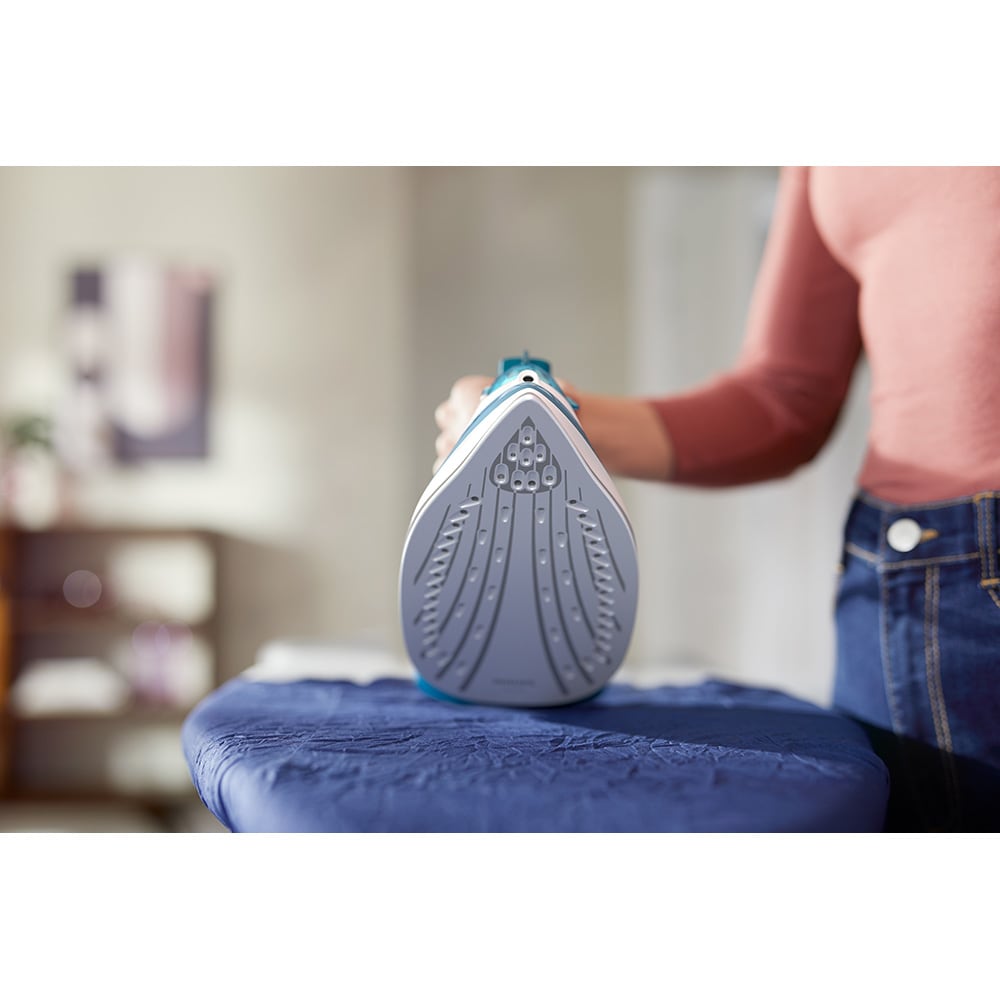 Fier de calcat PHILIPS Seria 3000 DST3011/20, 2100W, 140g/min, 300ml, talpa Ceramica, albastru-alb