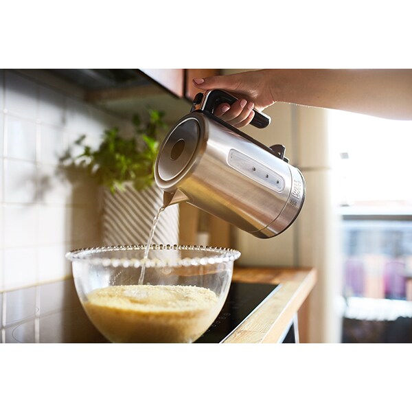 Fierbator apa RUSSELL HOBBS Compact Home Brushed 24190-70, 0.8l, 2200W, argintiu-negru