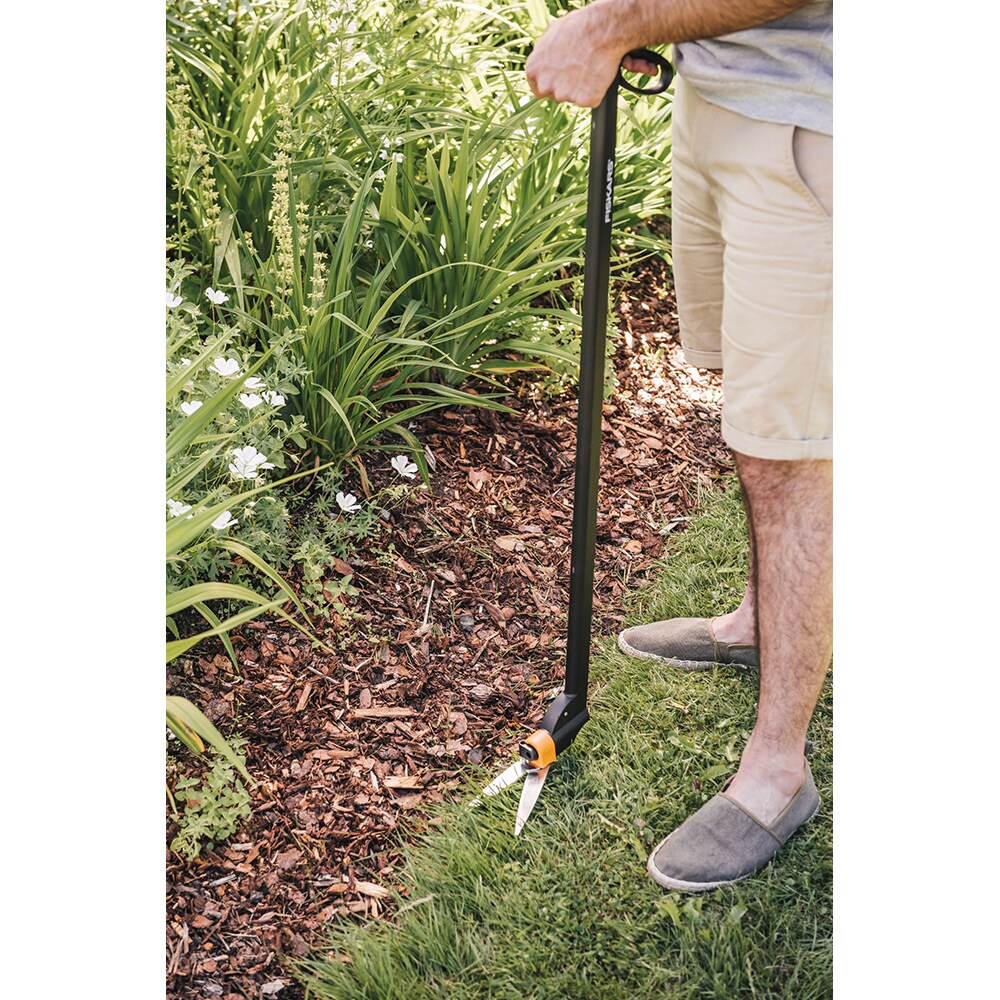 Foarfeca lunga cu servo-parghie pentru gazon FISKARS 113690 GS46, 101cm, otel