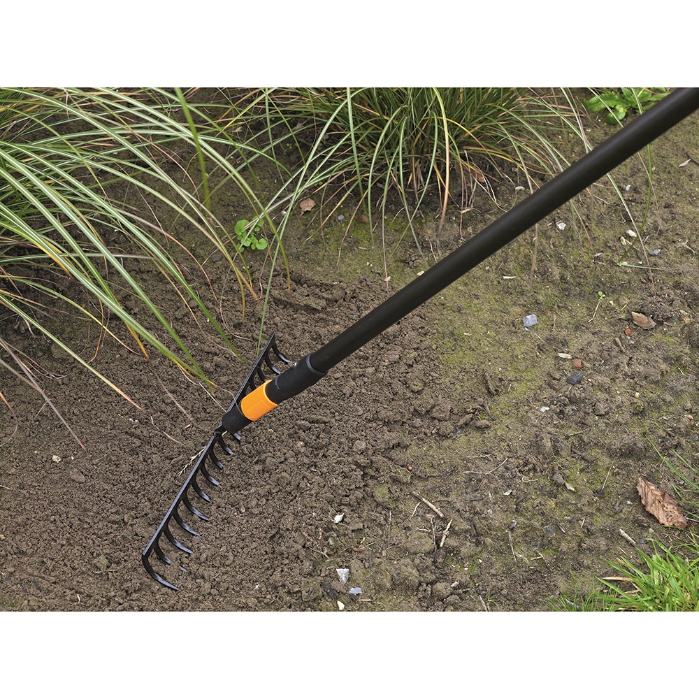 Grebla pentru sol FISKARS QuickFit 135512, 16 dinti, otel carbon