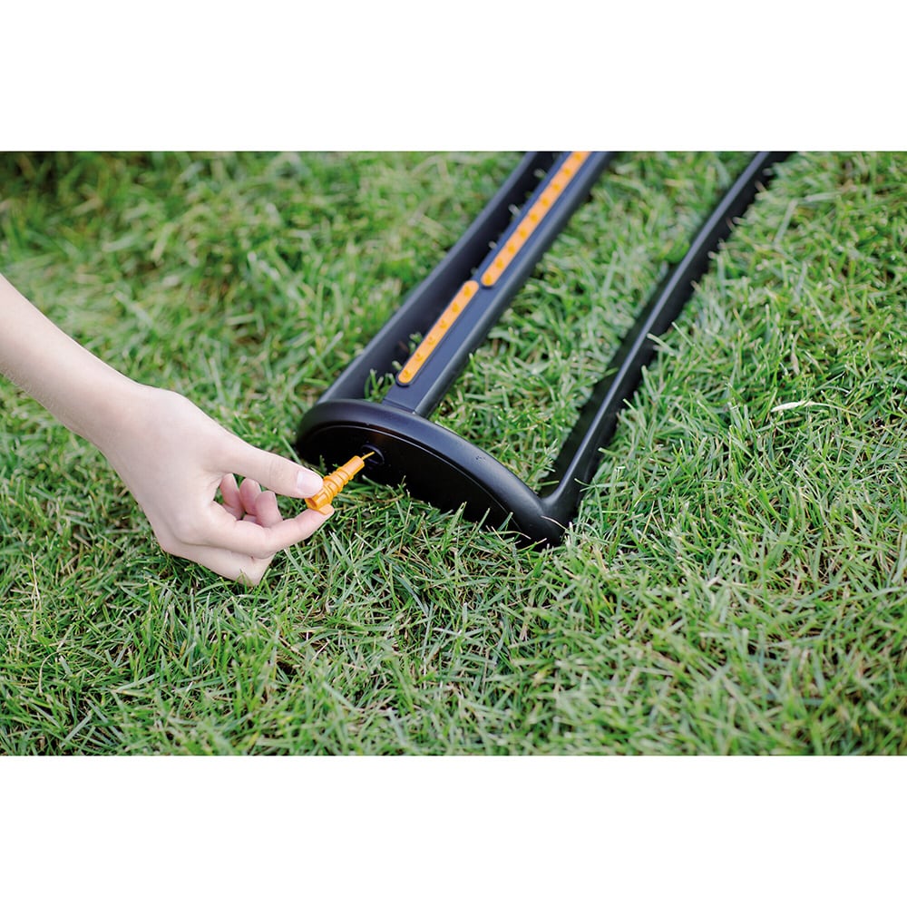 Aspersor economic FISKARS 1023662, 150 - 300 mp