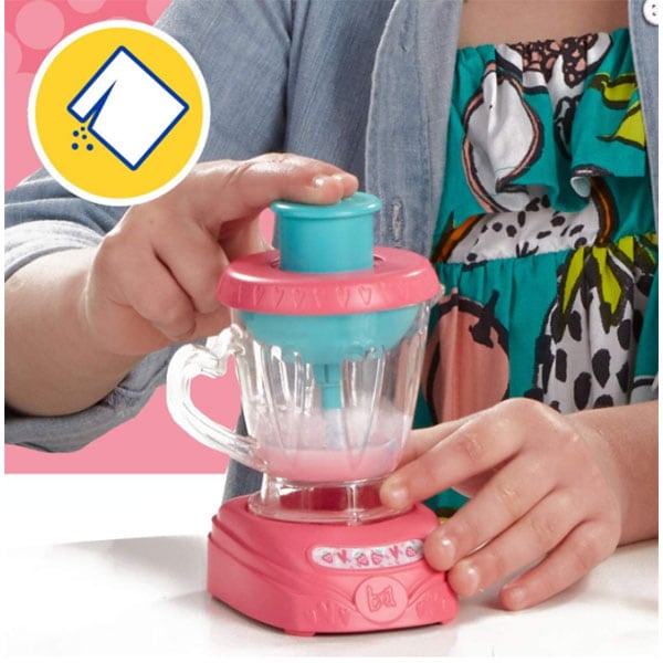 Papusa bebelus BABY ALIVE Cu mixer pentru capsuni E6943, 3 ani+, roz-verde