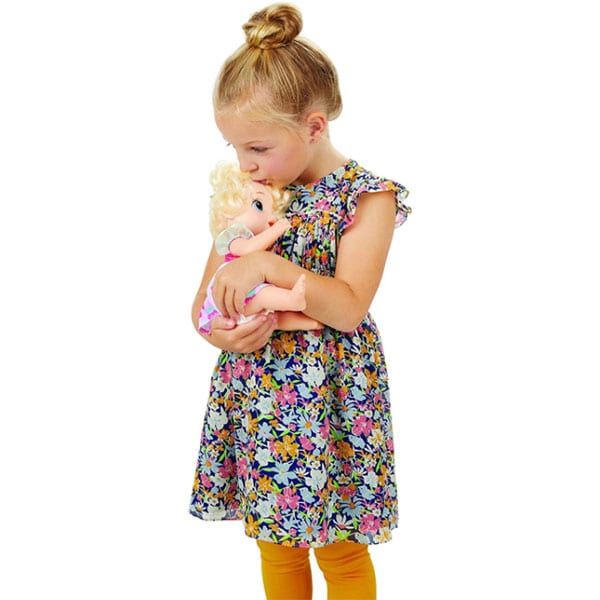Papusa bebelus BABY ALIVE Cu mixer pentru capsuni E6943, 3 ani+, roz-verde
