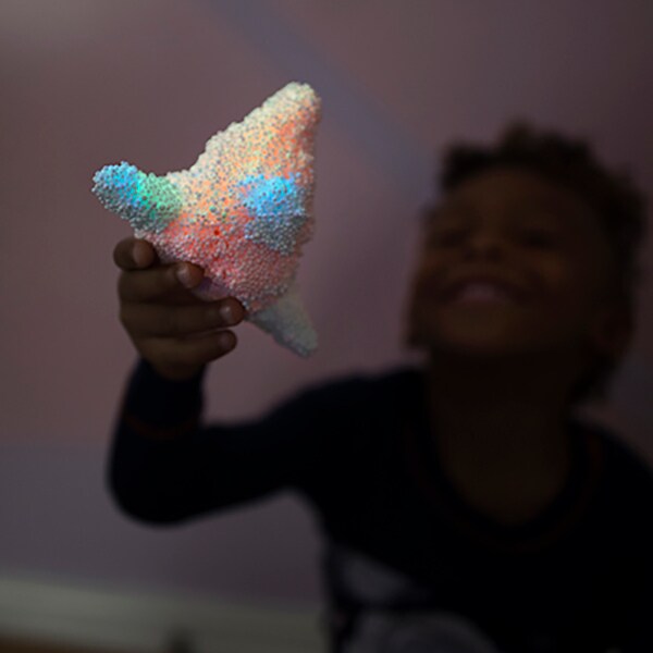 Joc creativ EDUCATIONAL INSIGHTS Spuma de modelat reflectorizanta EI-1908, 3 - 11 ani, 4 buc