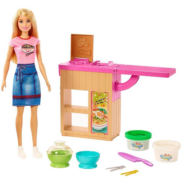 Papusa BARBIE Pregateste noodles MTGHK43, 4 ani+, multicolor