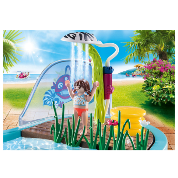 Set figurine PLAYMOBIL Family Fun - Piscina cu pistol de apa PM70610, 4 ani+, multicolor