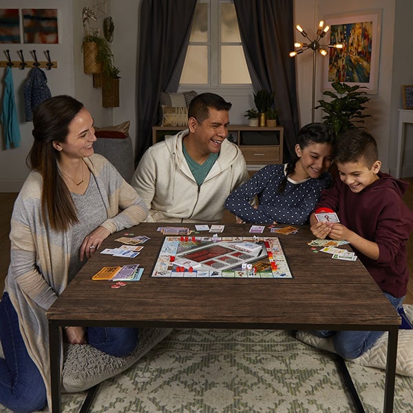 Joc de societate MONOPOLY Banii falsi F2674, 8 ani+, 2-6 jucatori