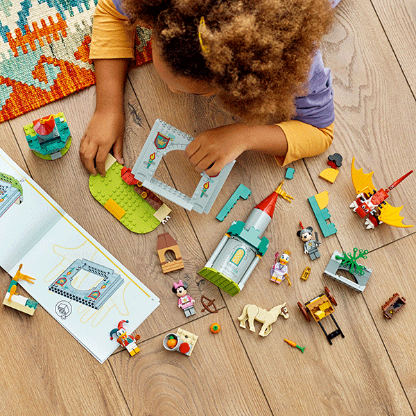 LEGO Mickey and Friends: Mickey si prietenii apara castelul 10780, 4 ani+, 215 piese