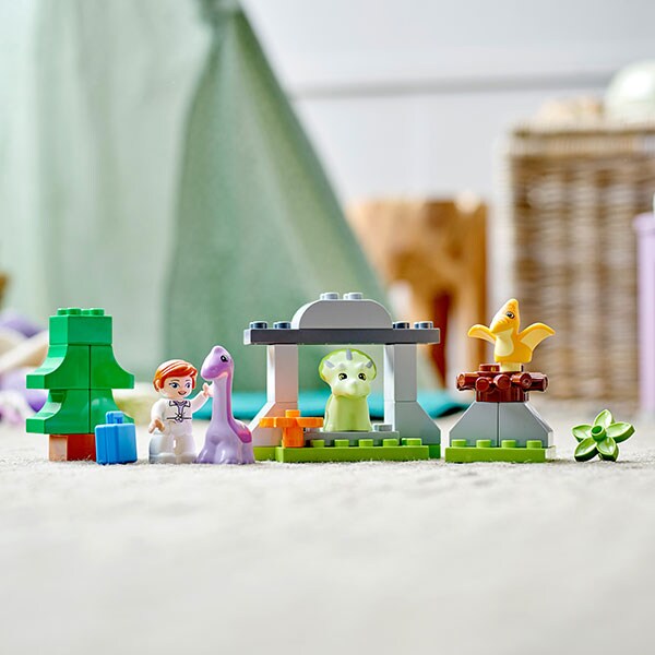 LEGO DUPLO: Incubatorul pentru dinozauri 10938, 2 ani+, 27 piese