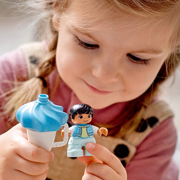 LEGO DUPLO: Parc de distractii 10956, 2 ani+, 95 piese