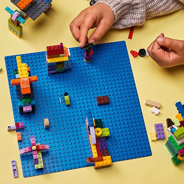 LEGO Classic: Placa de baza albastra 11025, 4 ani+, 1 piesa