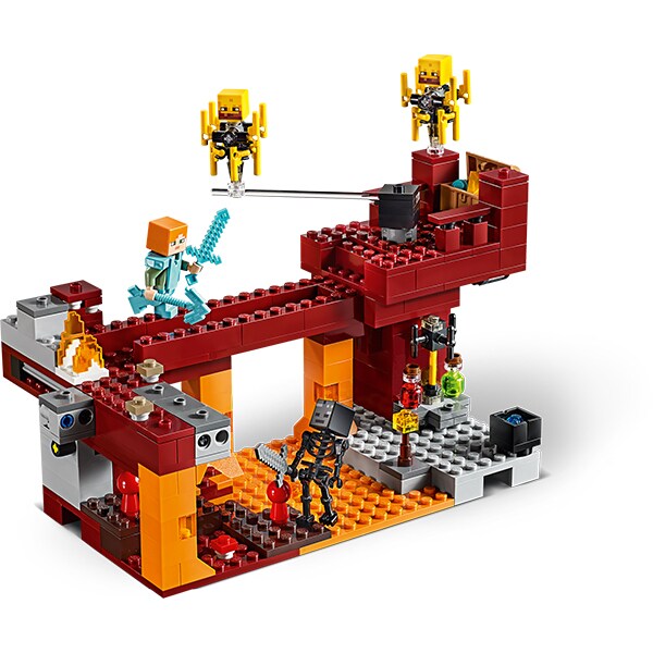 LEGO Minecraft: Podul Flacarilor 21154, 8 ani+, 372 piese