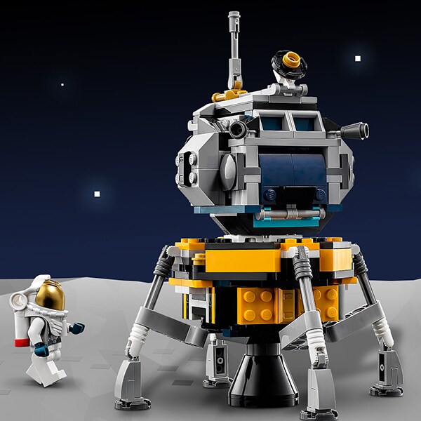 LEGO Creator: Aventura cu naveta spatiala 31117, 8 ani+, 486 piese
