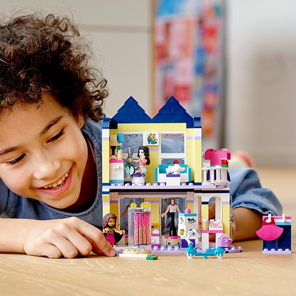 LEGO Friends: Casa de moda a Emmei 41427, 6 ani+, 343 piese