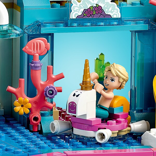 LEGO Friends: Parc acvatic distractiv 41430, 8 ani+, 1001 piese