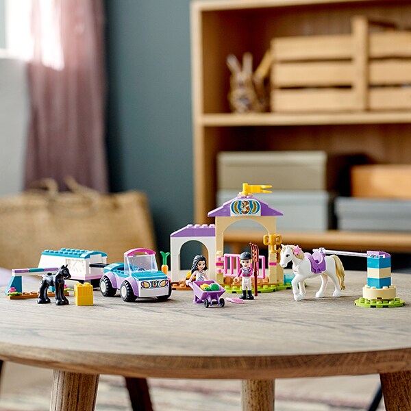 LEGO Friends: Remorca si dresaj de cai 41441, 4 ani+, 148 piese
