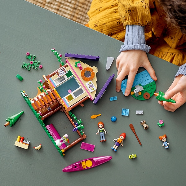 LEGO Friends: Casa din padure 41679, 6 ani+, 326 piese