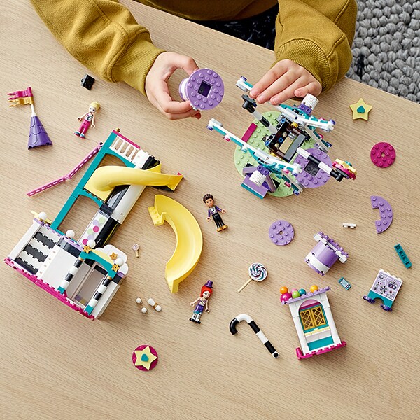 LEGO Friends: Roata si tobogan magic 41689, 7 ani+, 545 piese