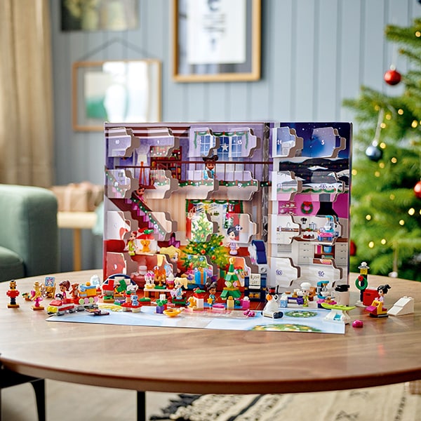 LEGO Friends: Calendar Advent 41690, 6 ani+, 370 piese