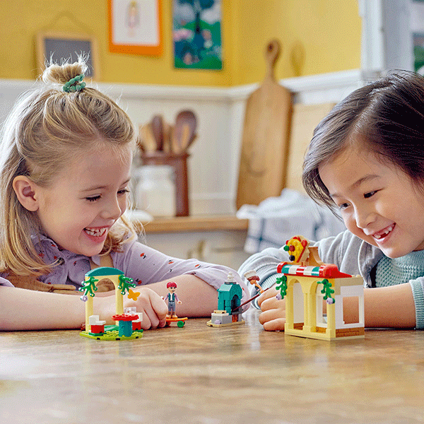 LEGO Friends: Pizzeria din orasul Heartlake 41705, 5 ani+, 144 piese