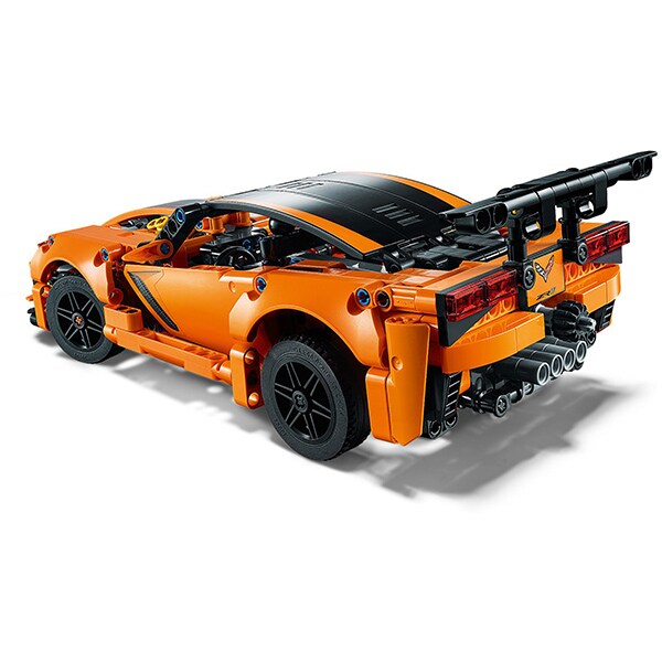 LEGO Technic: Chevrolet Corvette ZR1 42093, 9 ani+, 579 piese 