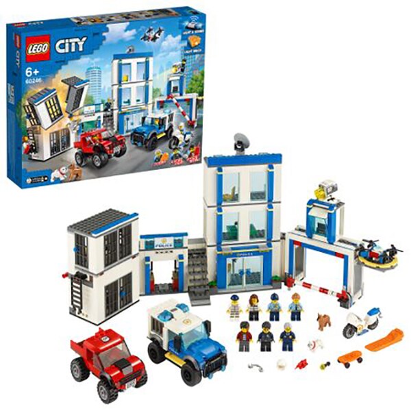 LEGO City: Police - Sectie de politie 60246, 6 ani+, 743 piese