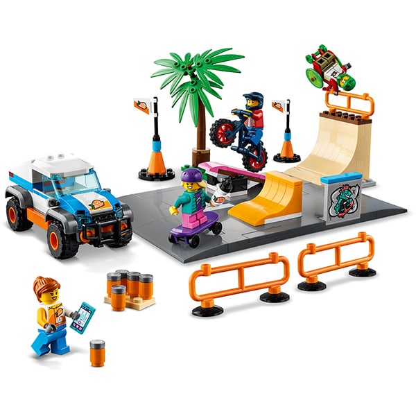 LEGO City: Parc de skateboarding 60290, 5 ani+, 195 piese