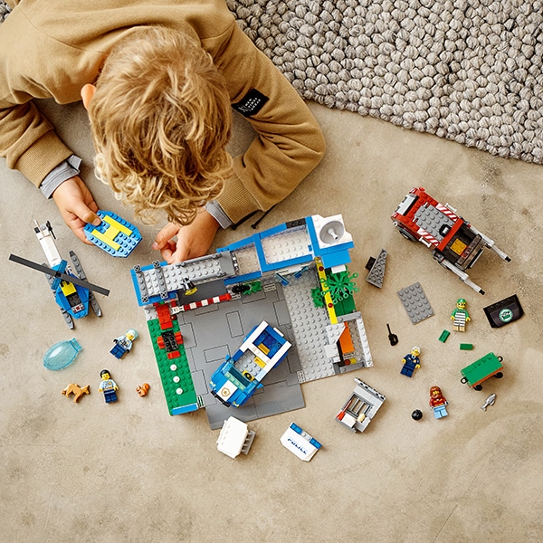 LEGO City: Sectie de politie 60316, 6 ani+, 668 piese