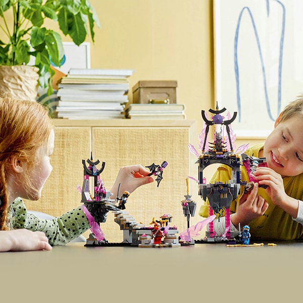 LEGO Ninjago: Templul regelui Cristal 71771, 8 ani+, 703 piese