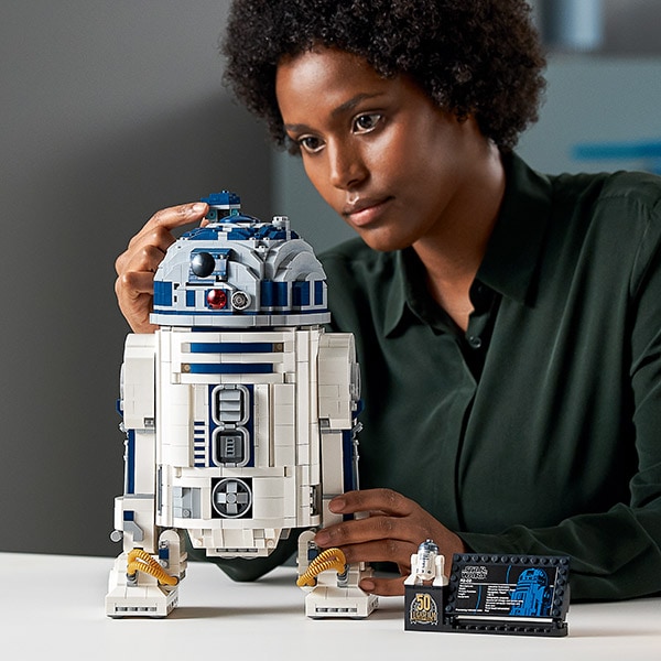 LEGO Star Wars: R2-D2 75308, 18 ani+, 2314 piese