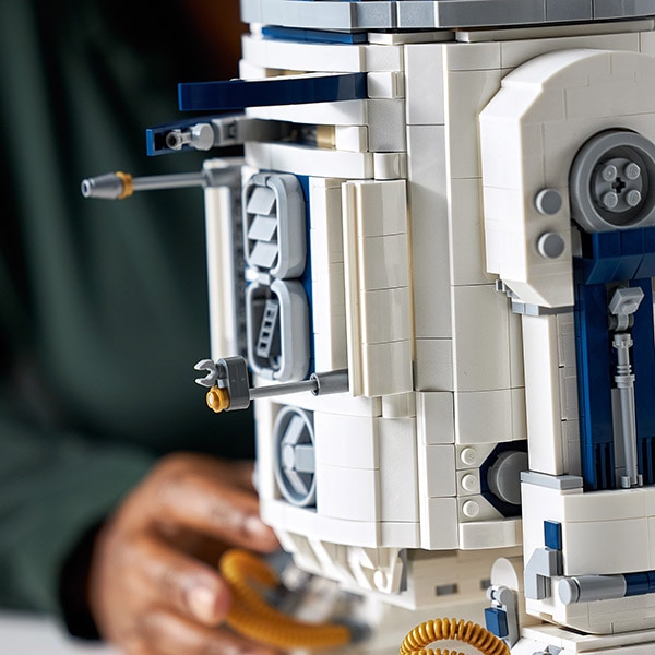 LEGO Star Wars: R2-D2 75308, 18 ani+, 2314 piese