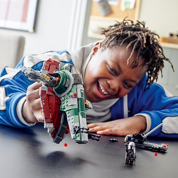 LEGO Star Wars: Boba Fetts Starship 75312, 9 ani+, 593 piese