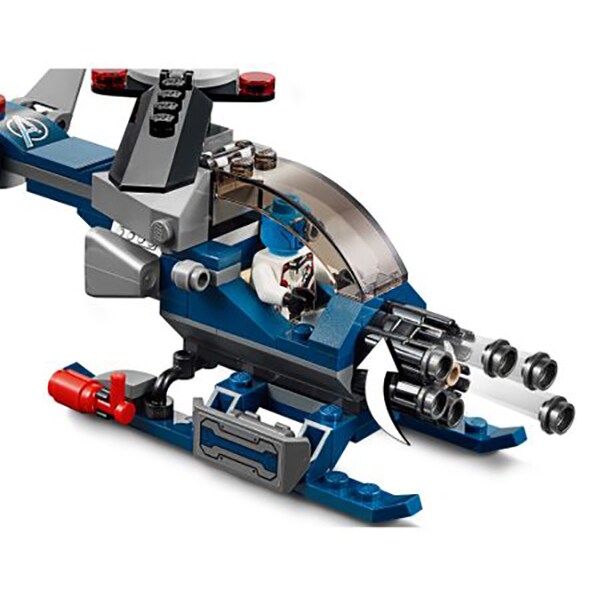 LEGO Super Heroes: Batalia combinata a Razbunatorilor 76131, 8 ani+, 699 piese