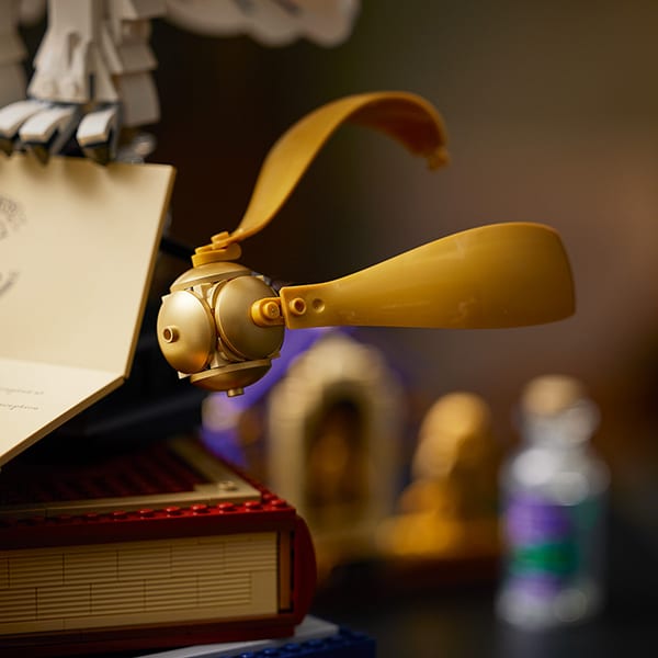 LEGO Harry Potter: Embleme Hogwarts - Editie de colectie 76391, 18 ani+, 3010 piese