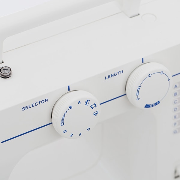 Masina de cusut JANOME 234, 13 programe, alb-albastru