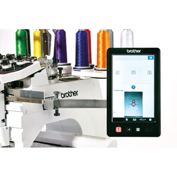 Masina de brodat BROTHER Entrepreneur Pro X PR1050X, 699 modele broderie, arie 20 x 36 cm, 1000 imp./min, alb-negru