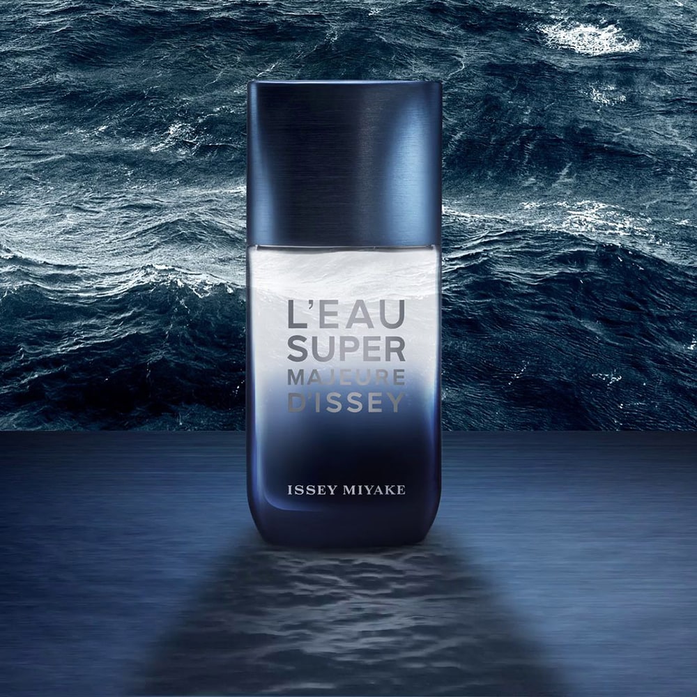 Apa de toaleta ISSEY MIYAKE L'Eau Super Majeure D'Issey, Barbati, 100ml