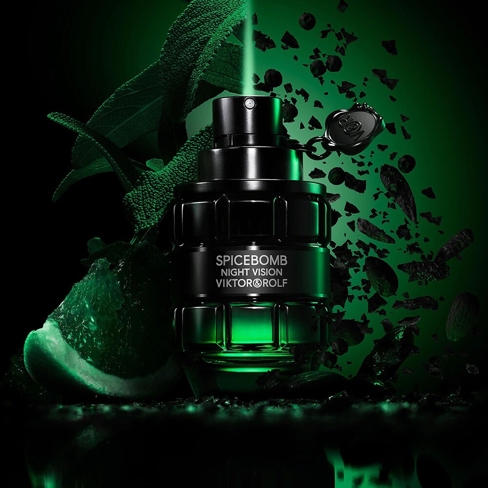 Apa de toaleta VIKTOR & ROLF Spicebomb Night Vision, Barbati, 90ml