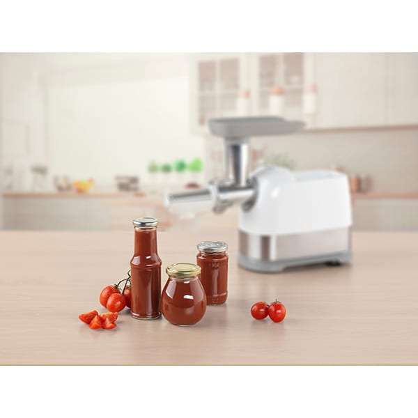 Masina de tocat carne DELIMANO Joy Pro 110073294, 1.5kg/min, 1300W, accesoriu carnati, alb-auriu
