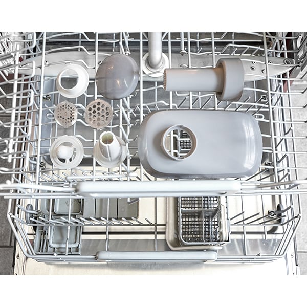 Masina de tocat carne DELIMANO Joy Pro 110073294, 1.5kg/min, 1300W, accesoriu carnati, alb-auriu