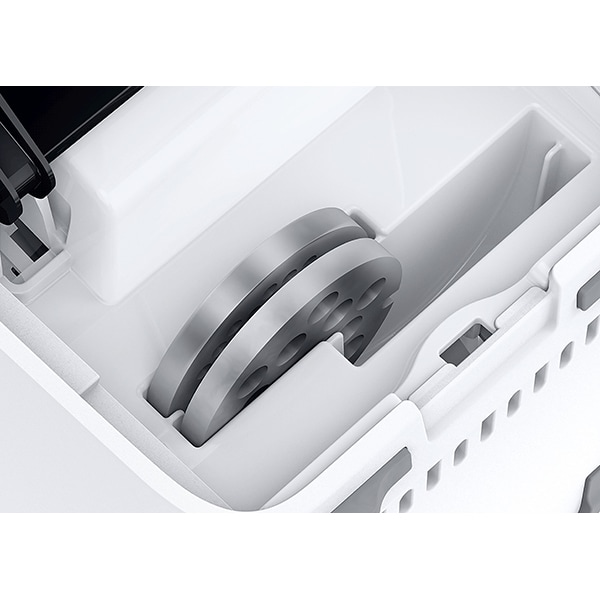 Masina de tocat carne BOSCH CompactPower MFW3X15B, 2.5kg/min, 2000W, accesoriu carnati/suc de rosii, alb-negru