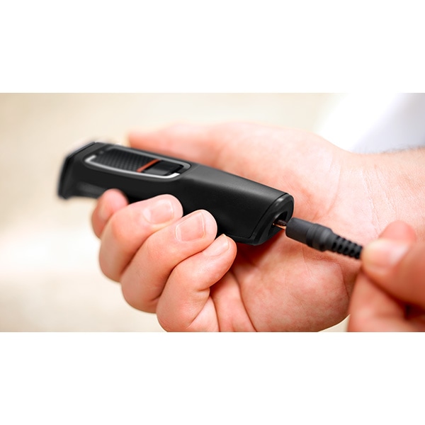 Aparat de tuns multifunctional 9 in 1 PHILIPS Multigroom Series 3000 MG3740/15, acumulator, 60 min autonomie, negru
