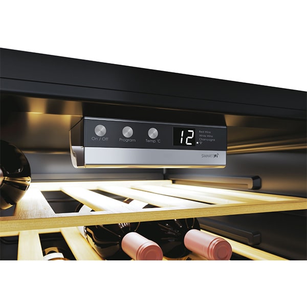 Racitor de vinuri CANDY CWC 154EEL/N, 41 sticle, H 84.5 cm, Clasa G, negru