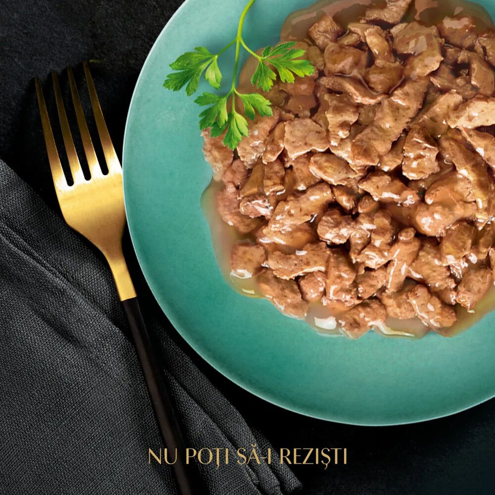 Hrana umeda pentru pisici SHEBA Select Slices, Adult, Pui in sos, 28 x 85 g